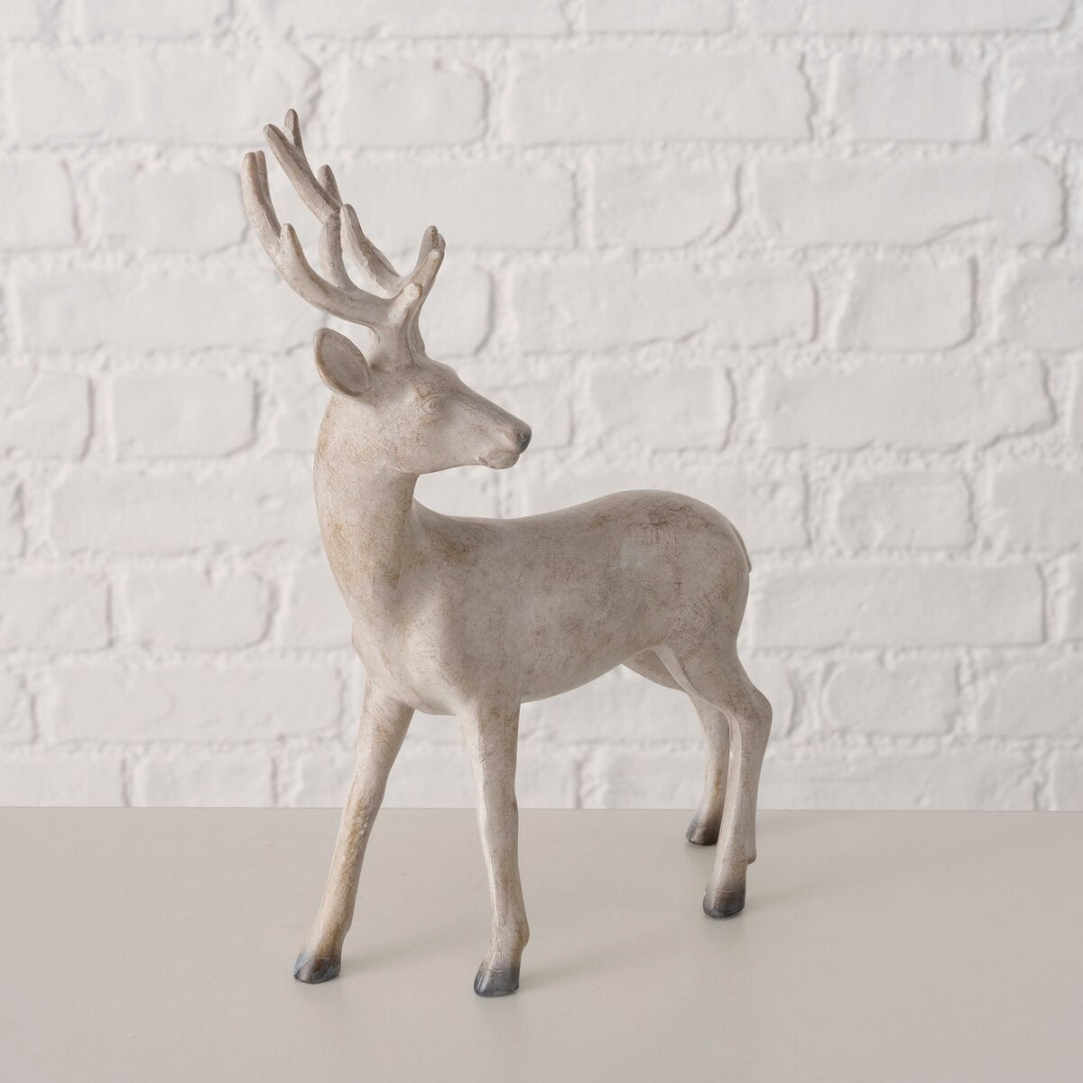 Cream Standing Reindeer Decorations – Pair
