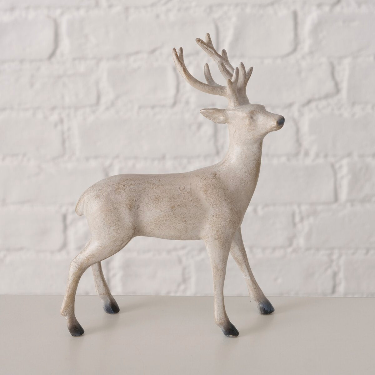 Cream Standing Reindeer Decorations – Pair