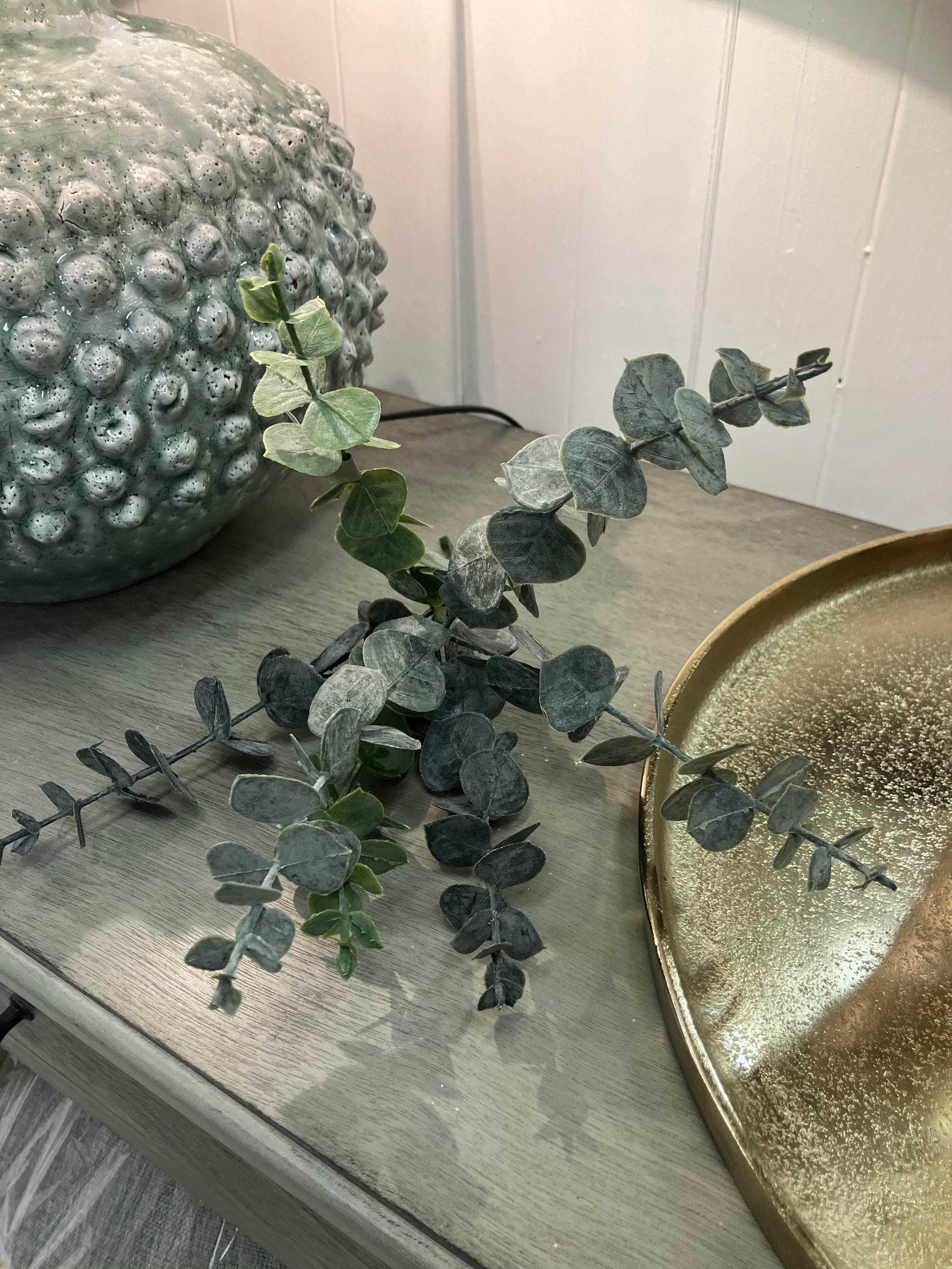 Green Eucalyptus Wired Spray